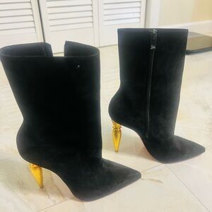 Elegant Black Boots, Lipstick Heel